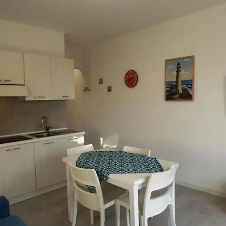 Terrace And Comfort By The Sea Appartamento *